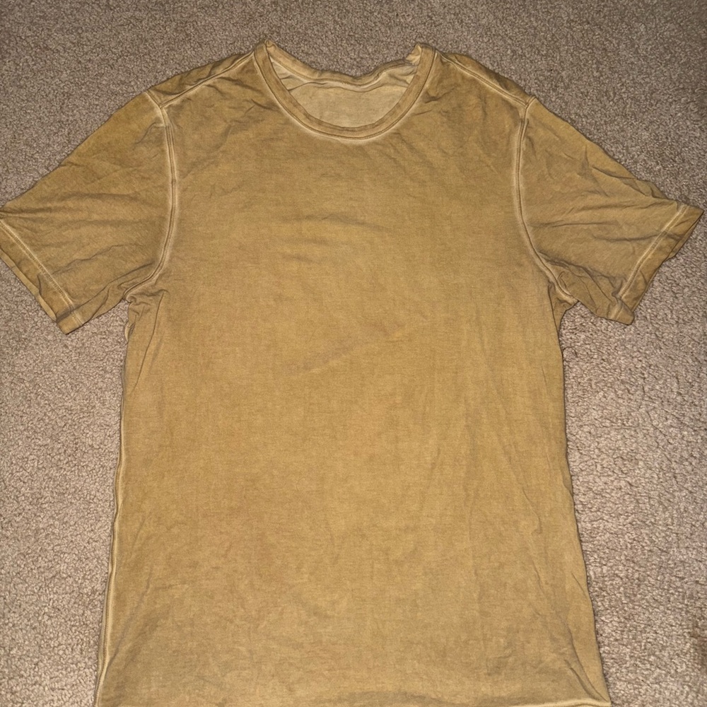 Lululemon 5 year basic Men's Washed Gold/Tan T-Shirt small